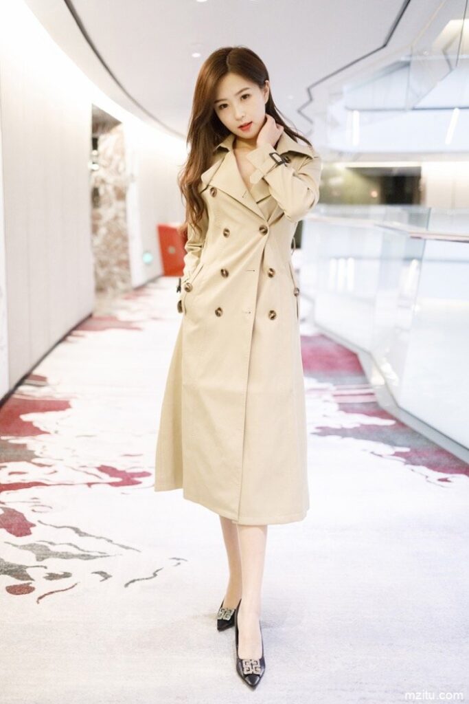 诱人小娇妻杨紫嫣酒店私拍 承包你对人妻所有幻想-知图屋