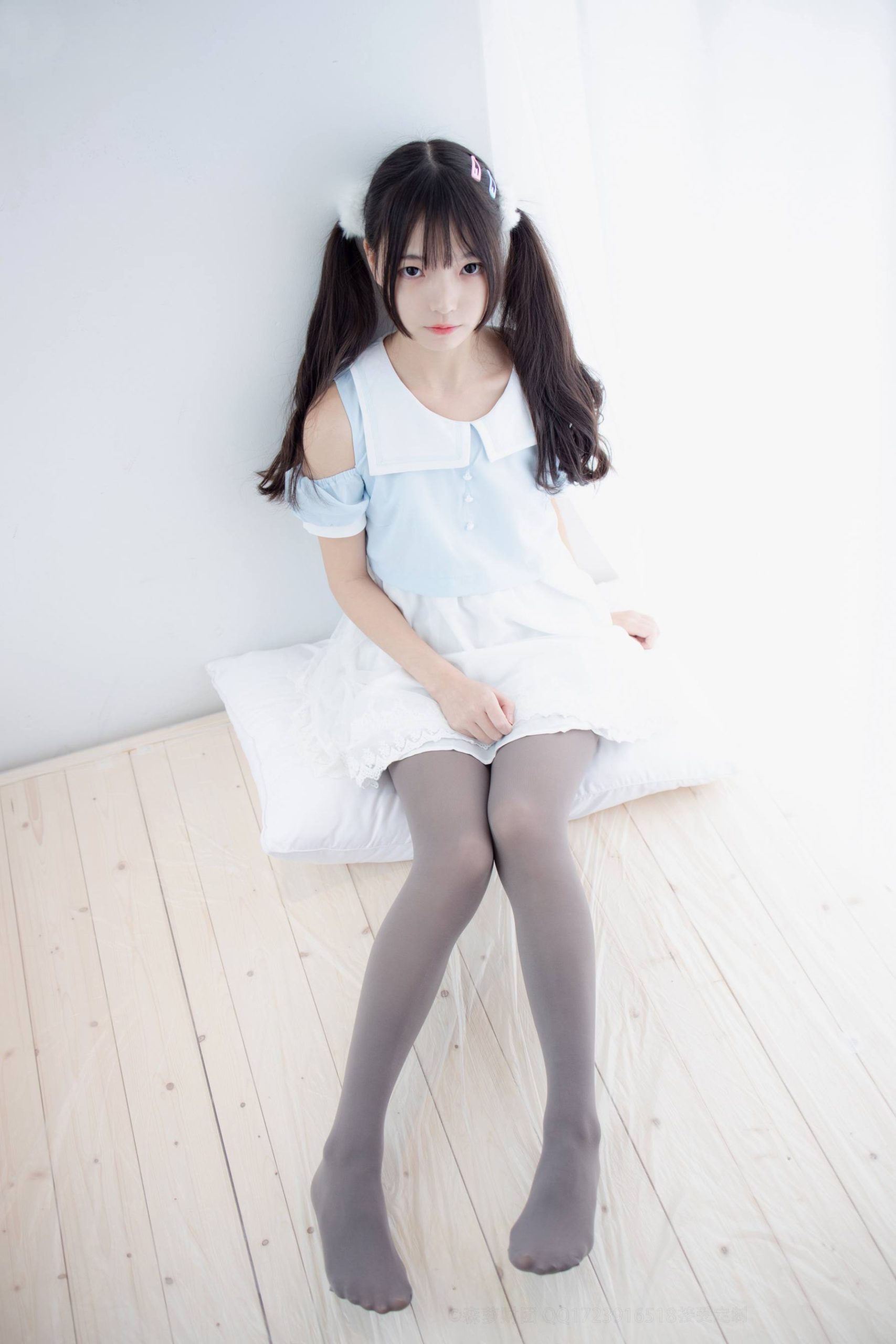 图片[2]-超级甜美的灰丝小姑娘【86P】20005-知图屋