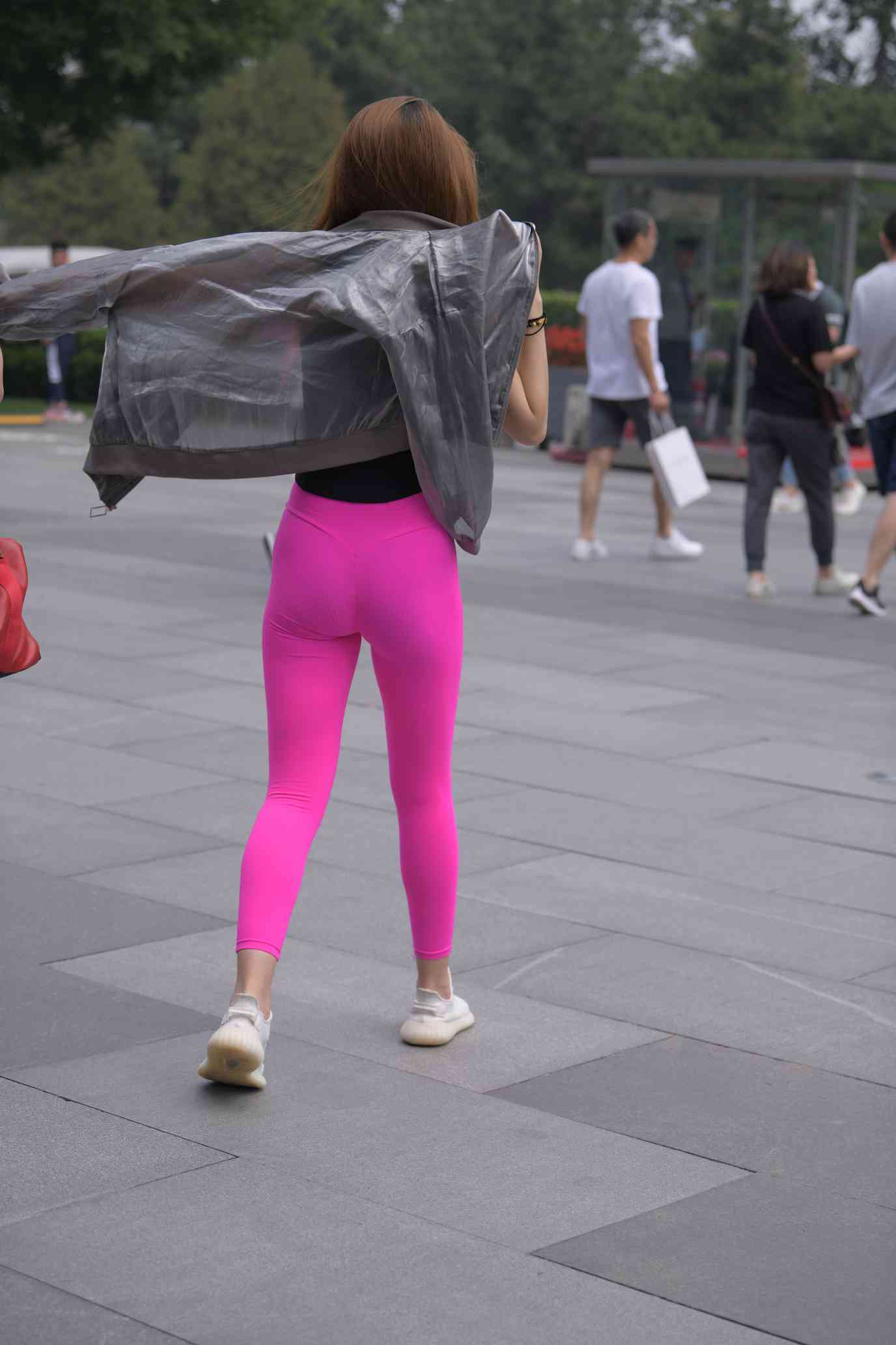 图片[5]-粉色瑜伽裤眼镜女孩【57P】04021-知图屋