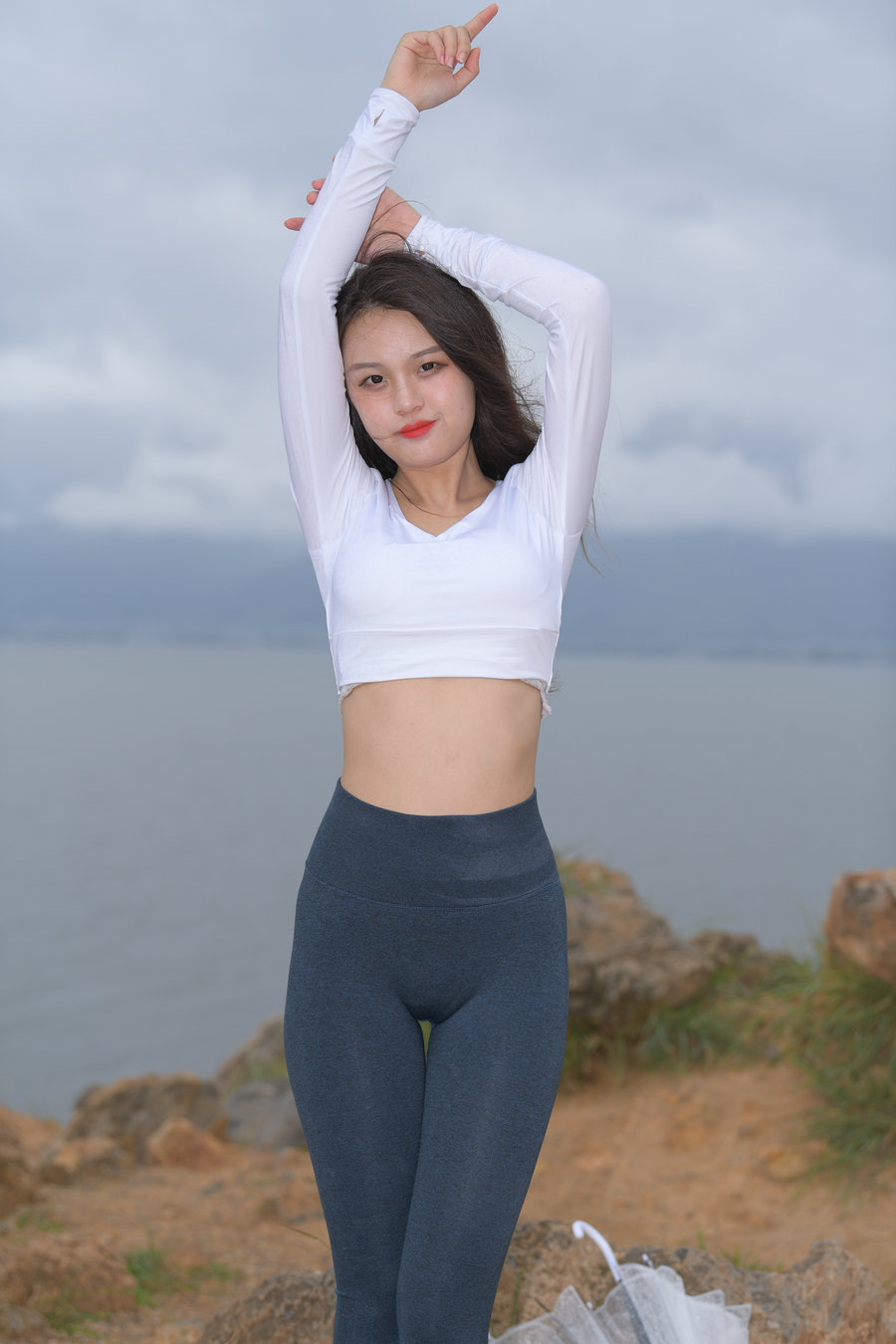 图片[2]-深蓝色瑜伽裤甜美女孩 J1320 514P2V-17.5GB-知图屋