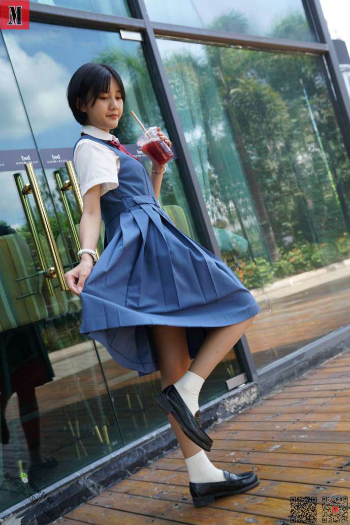 图片[4]-一副学生模样的短发姑娘【112P】20023-知图屋