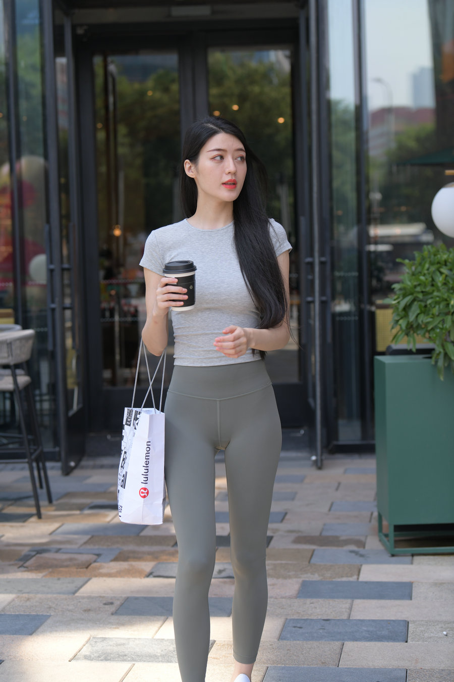 图片[4]-在外面逛街的瑜伽裤女孩J2240 449P1V-16.7GB-知图屋