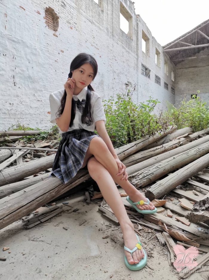 可爱的百褶裙双马尾女孩【167P】20029-知图屋