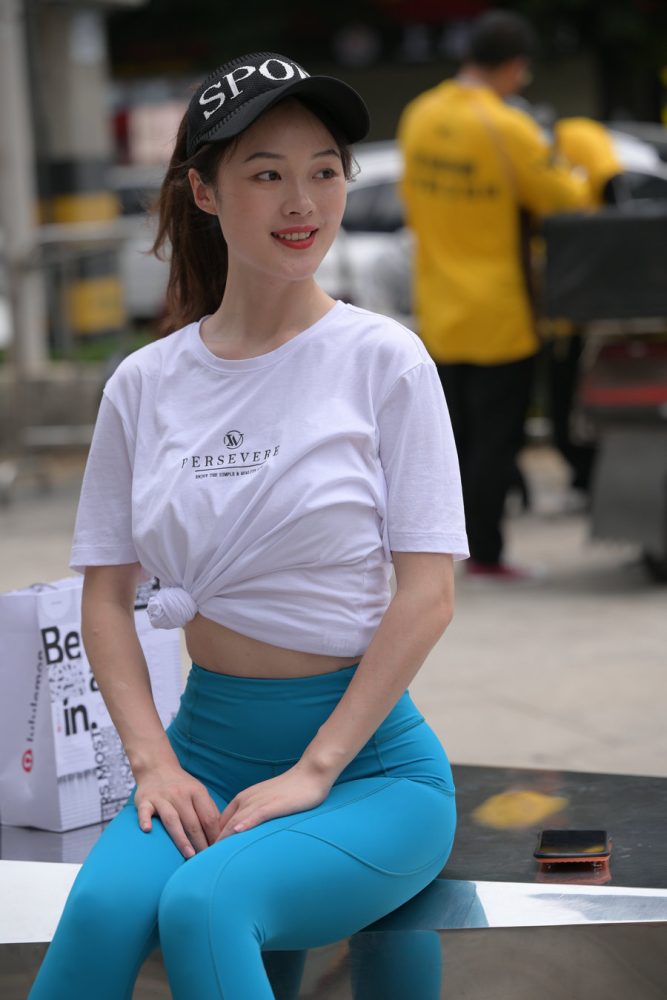 图片[2]-蓝色瑜伽裤阳光女孩J2095 611P1V-21.8GB-知图屋