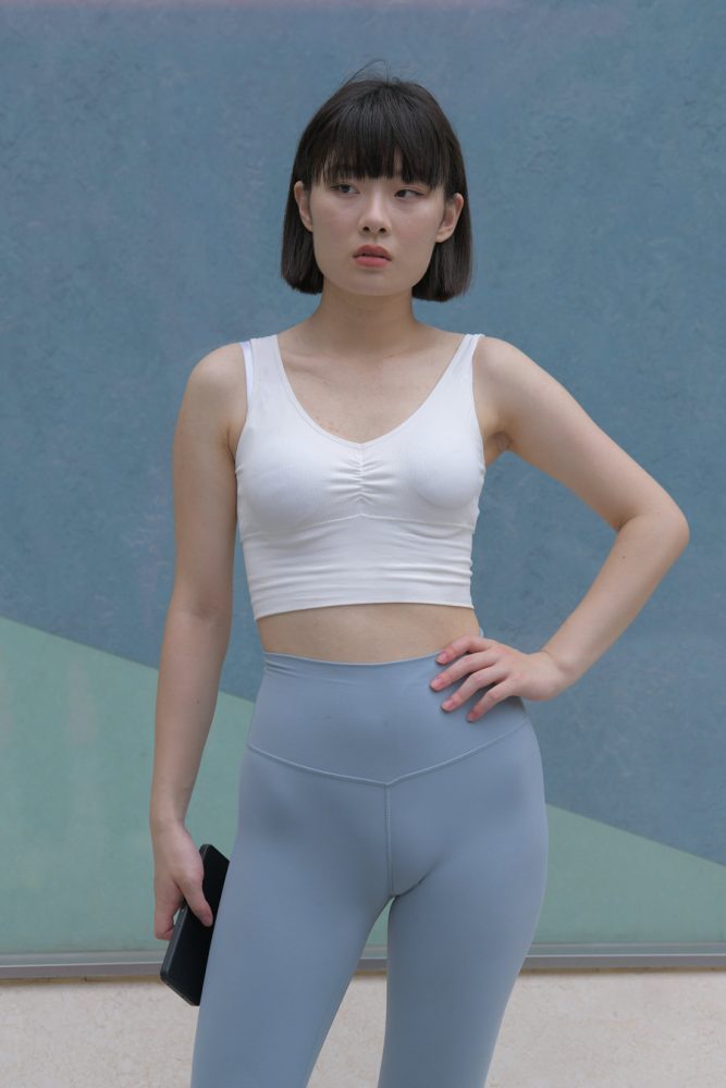 短发女孩J4175 379P2V-26.5GB-知图屋