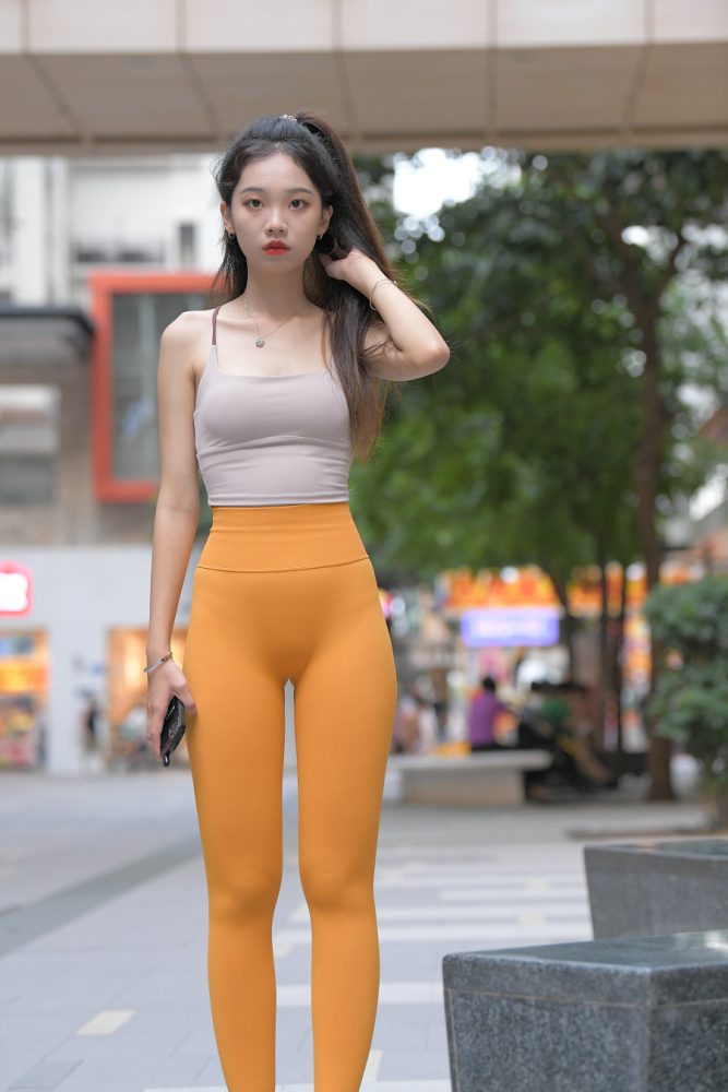 超级可爱的橘黄瑜伽裤女孩J3030 801P1V-28.0GB-知图屋