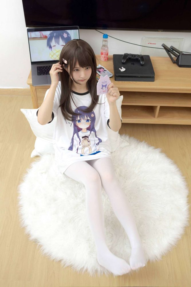 二次元白丝美少女【69P】20027-知图屋