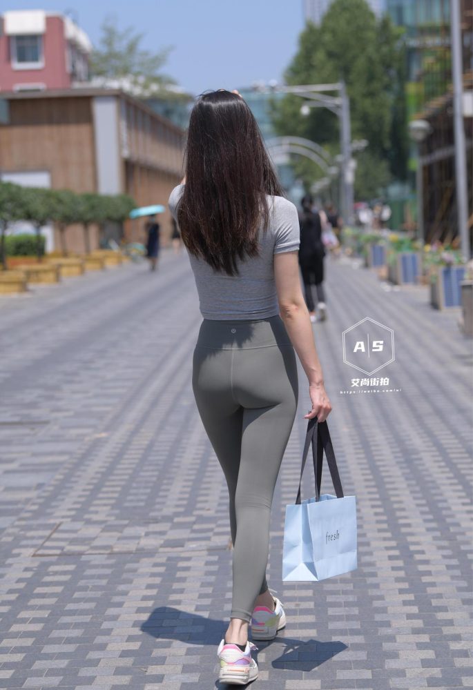 非常漂亮的瑜伽裤女孩J2192 501P1V-15.5GB-知图屋