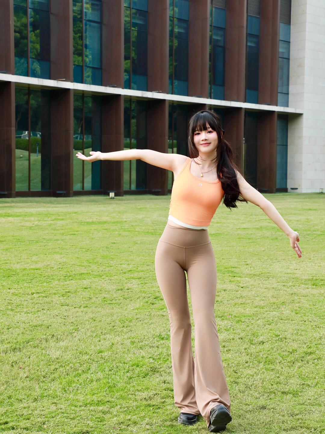 图片[4]-喜欢瑜伽的阳光快乐女孩【135P】04042-知图屋