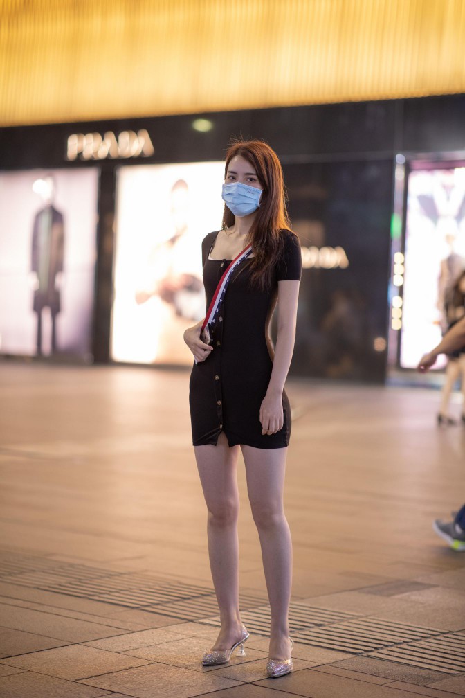 图片[4]-逛商场的黑色包臀裙美丽女孩【385P】00050-知图屋