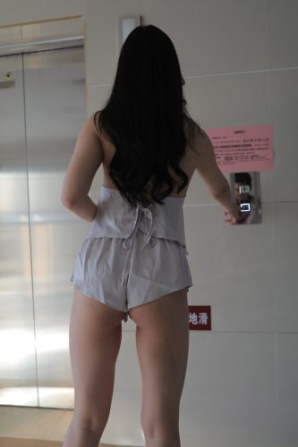 图片[4]-非常有女人味的热裤姑娘【228P】0007-知图屋