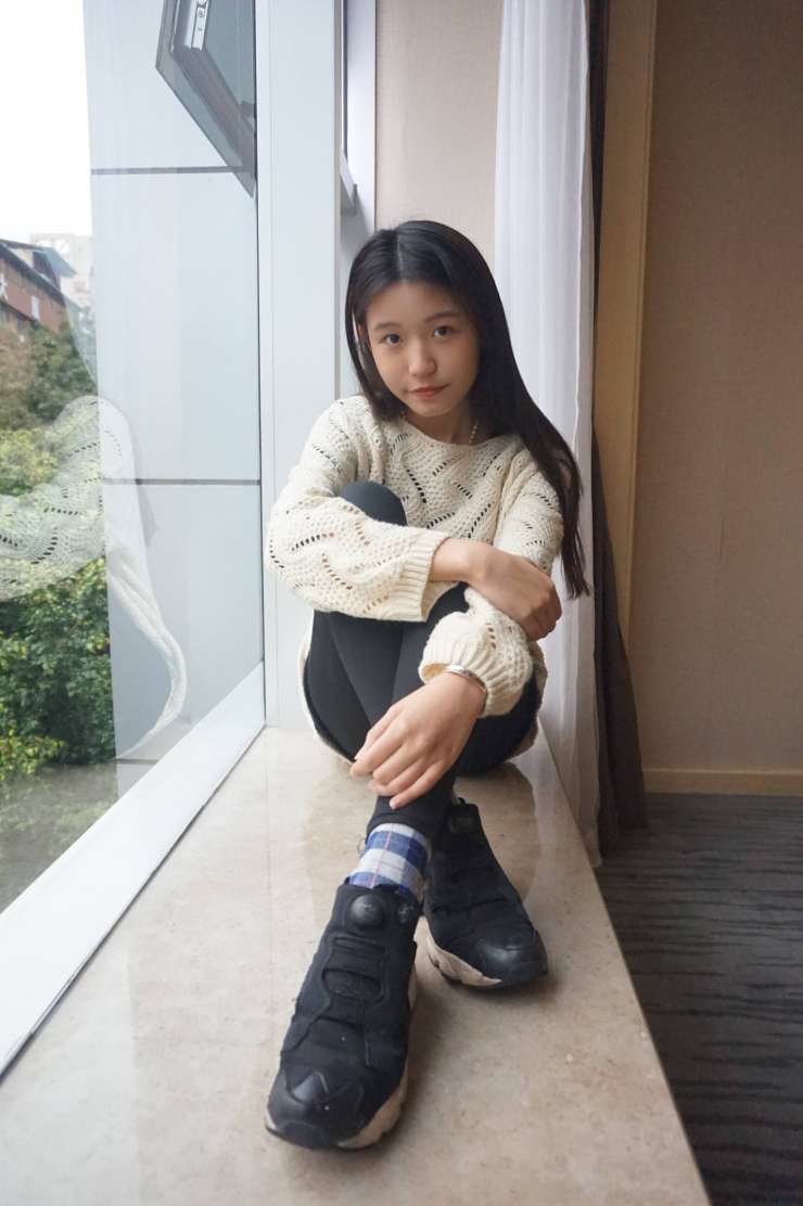 图片[1]-眼神很清澈的赤脚女孩【59P】20020-知图屋