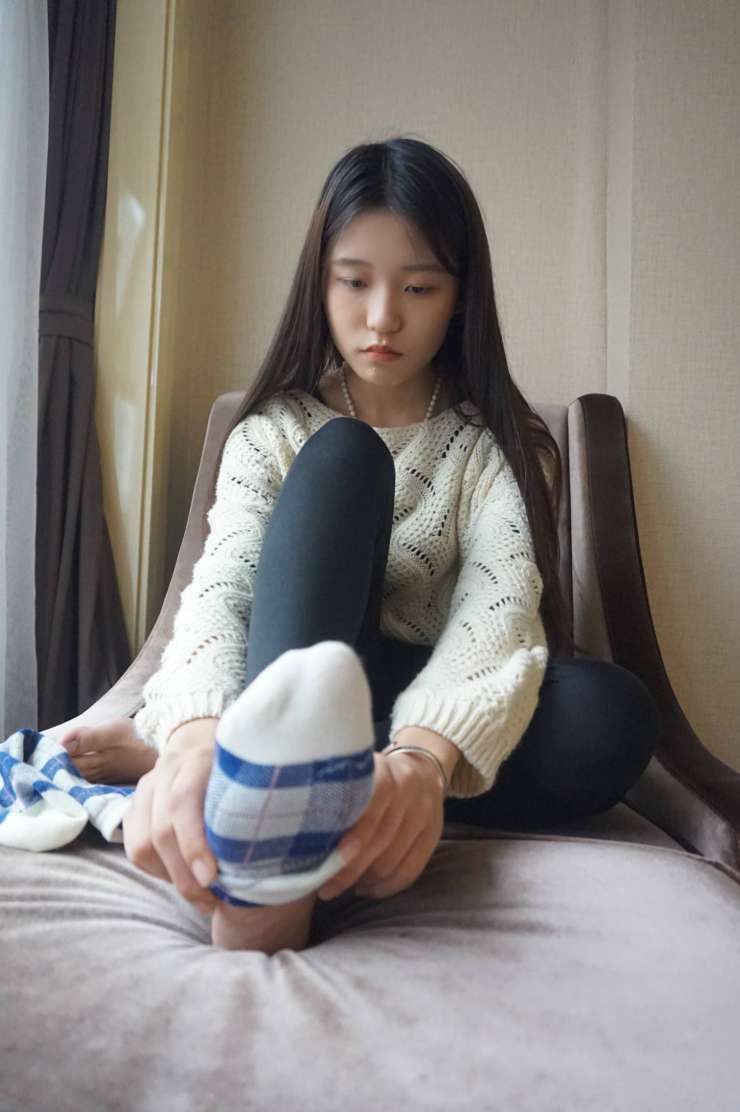 图片[5]-眼神很清澈的赤脚女孩【59P】20020-知图屋