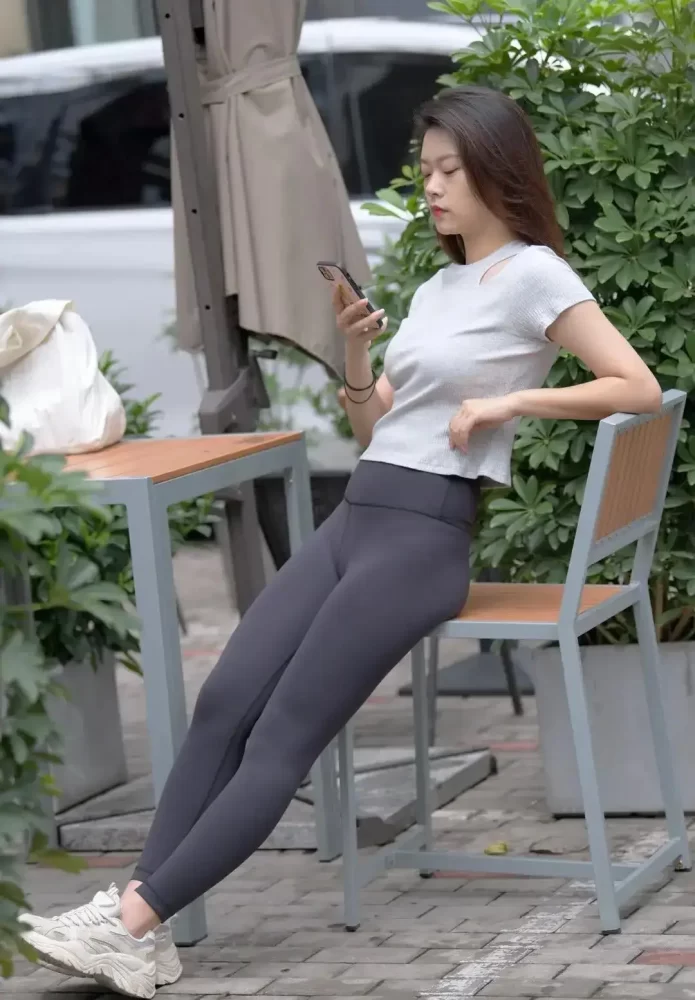 图片[4]-黑色瑜伽裤靓丽女孩J2200 905P1V-30.5GB-知图屋