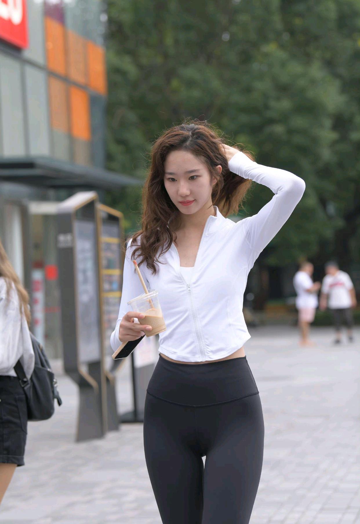 图片[5]-像刘亦菲的黑色瑜伽裤女孩J2237 340P1V-14.8GB-知图屋