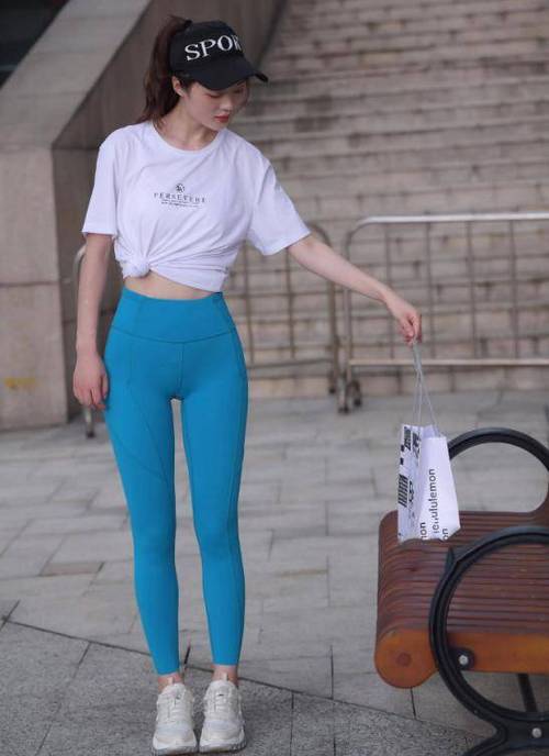 图片[3]-蓝色瑜伽裤阳光女孩J2095 611P1V-21.8GB-知图屋