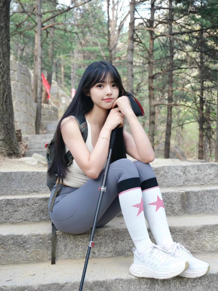 爱爬山的瑜伽裤MM，太甜美了！~-知图屋